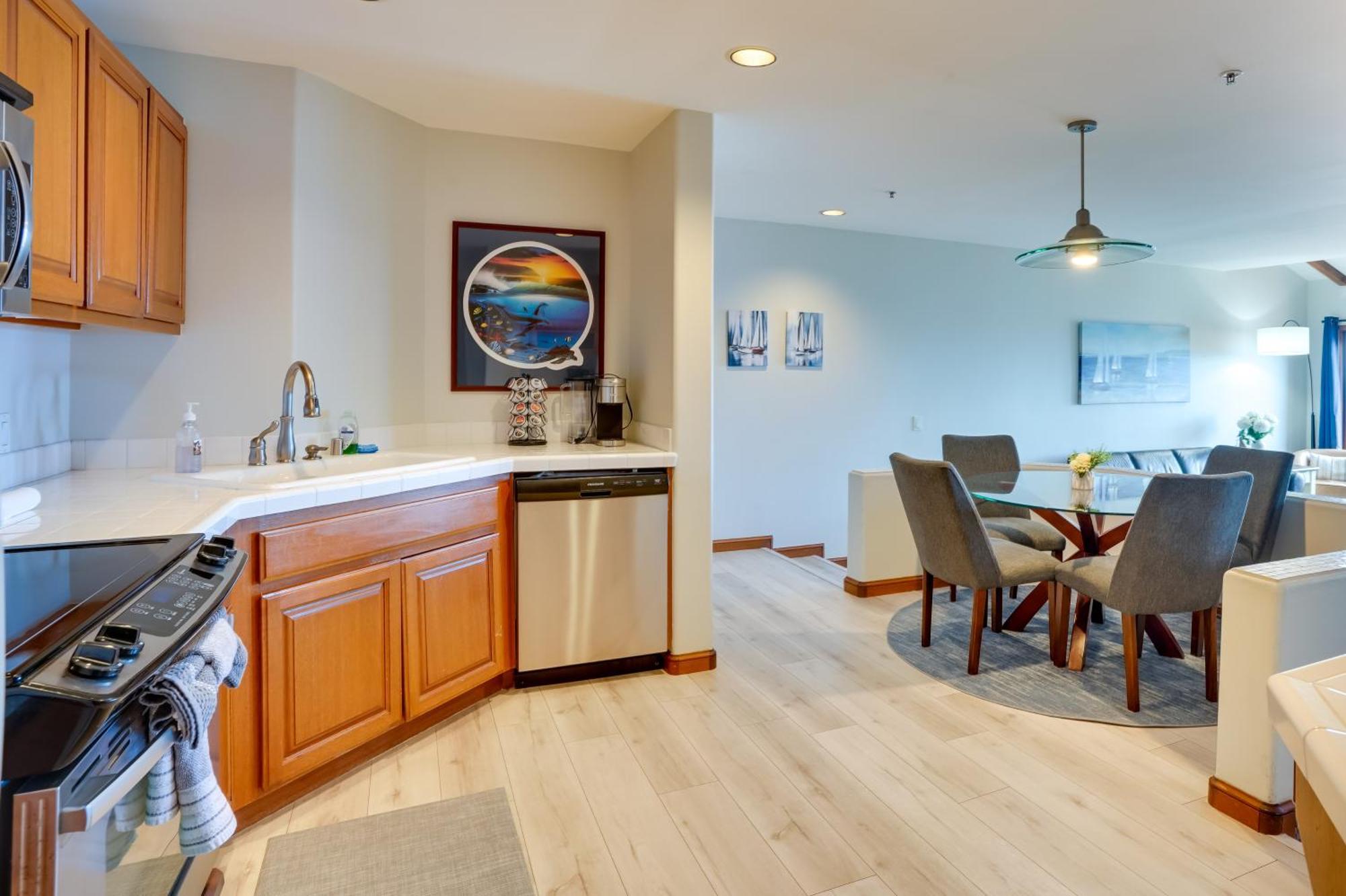 Bright Catalina Island Condo With Ocean Views! Avalon Exterior photo