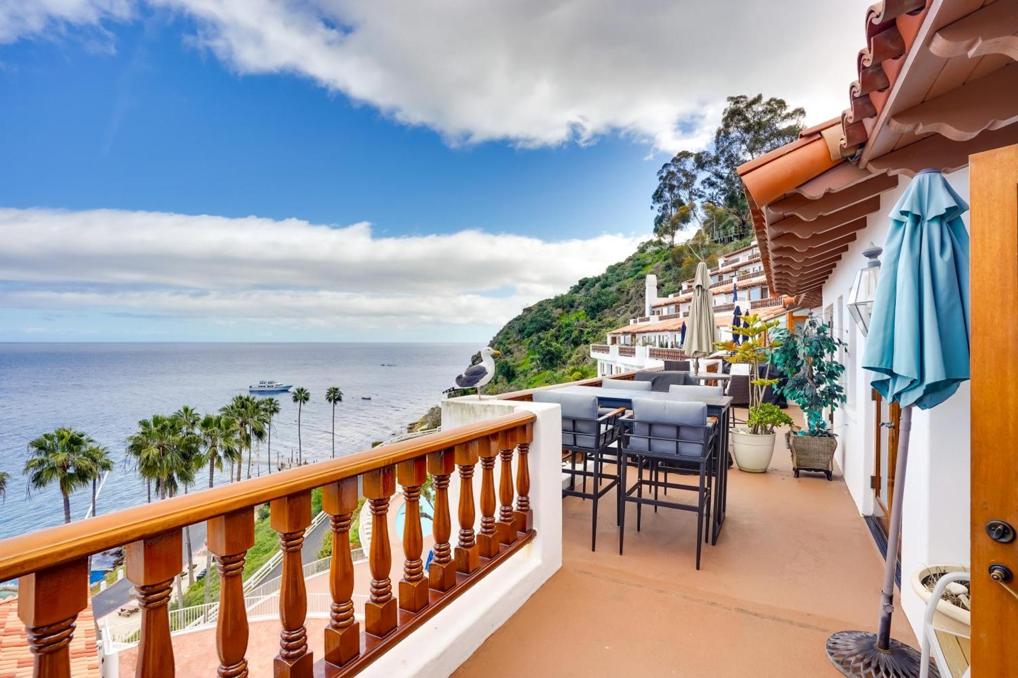 Bright Catalina Island Condo With Ocean Views! Avalon Exterior photo